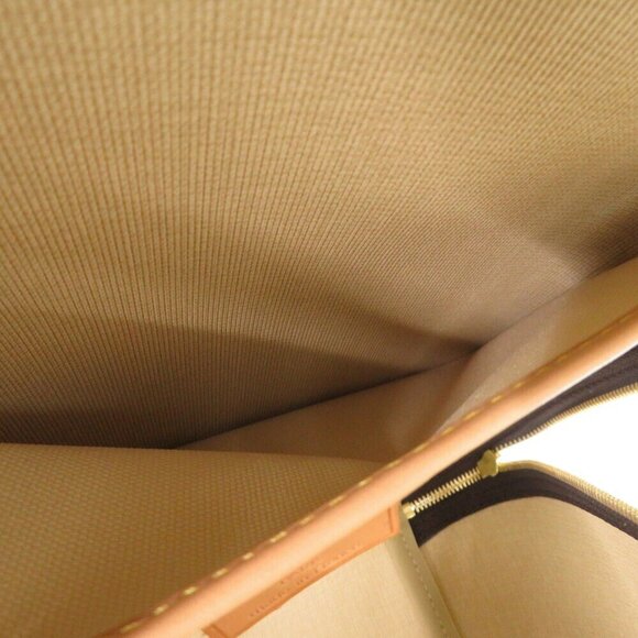 LOUIS VUITTON Brown Monogram Bag - Picture 8 of 11